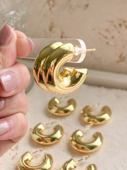 Cristina Hoops