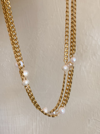 Elina Necklace