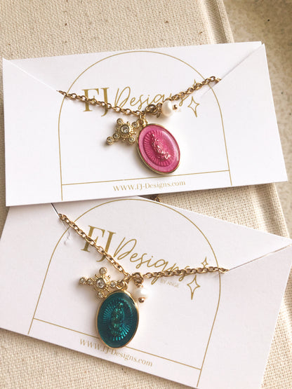 Virgenes Necklace