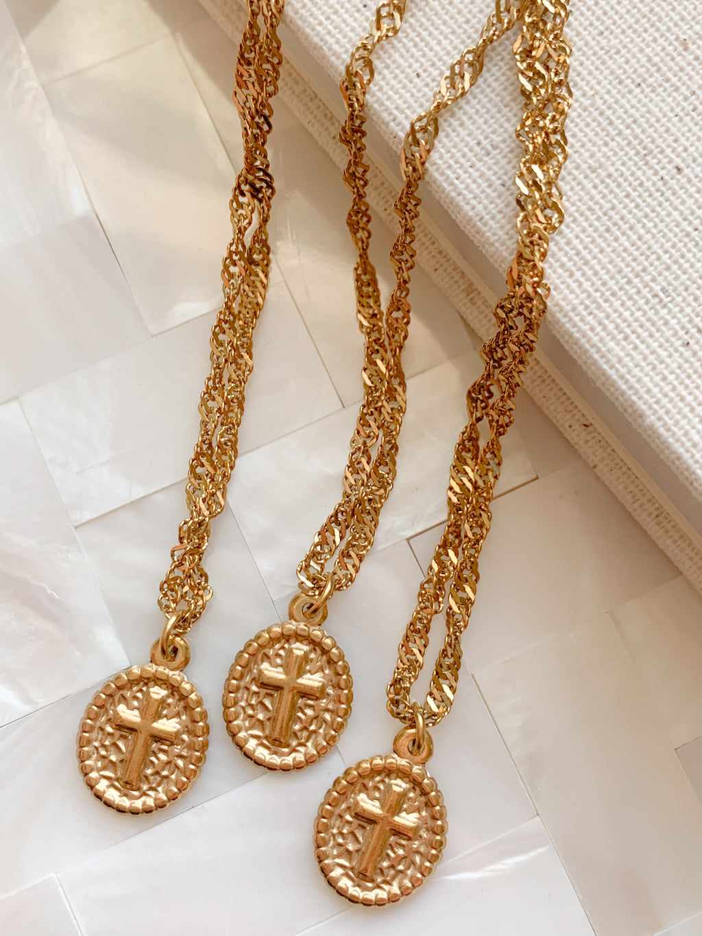 Vintage single cross