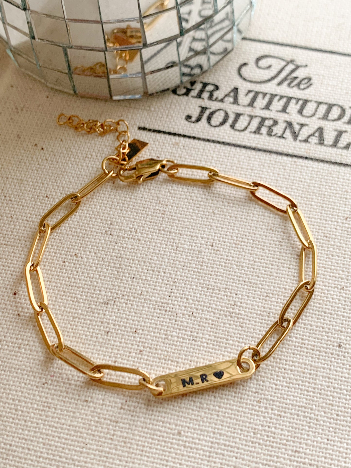 C bracelet Gold