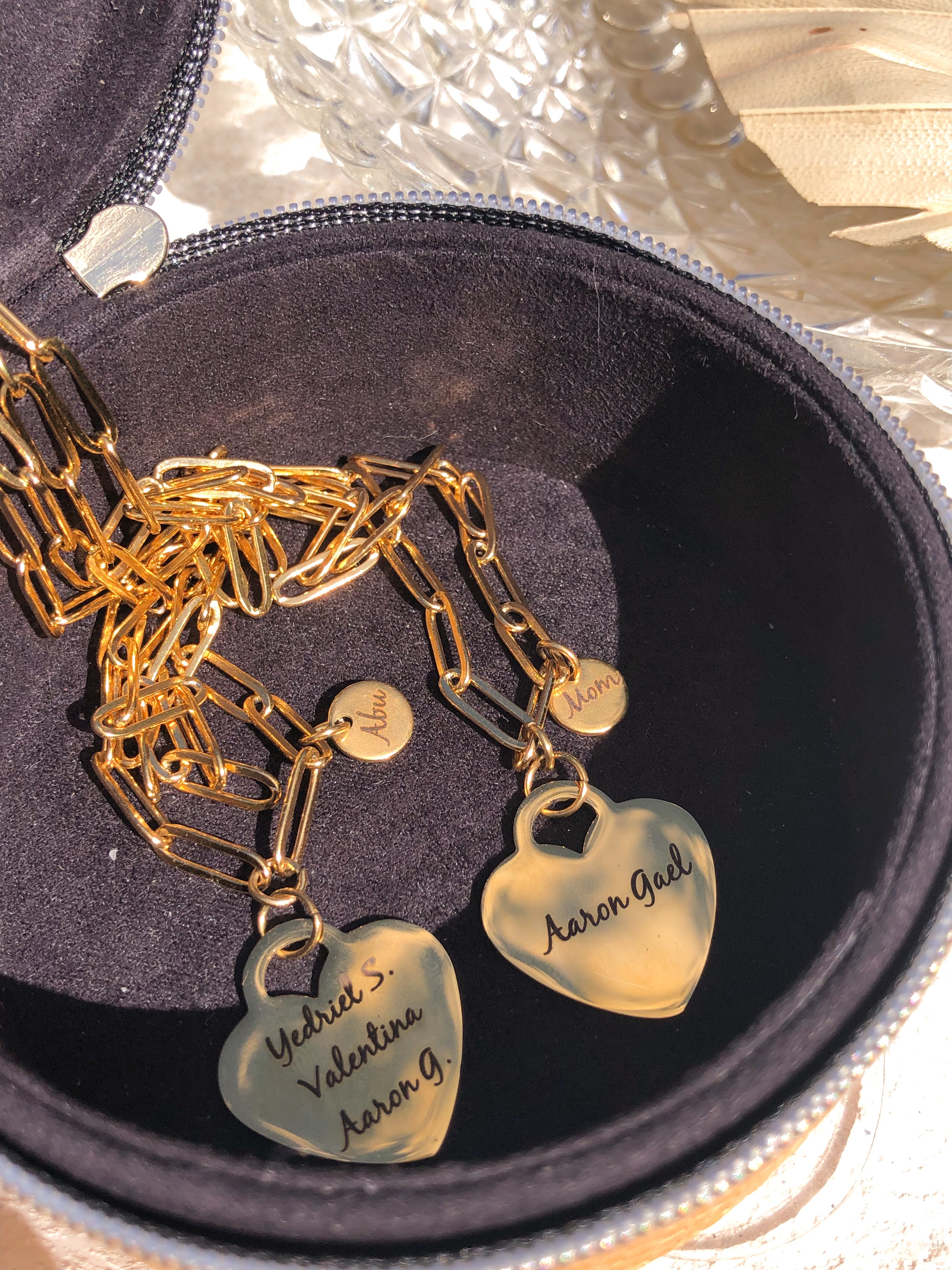 Cerca el corazón Necklace