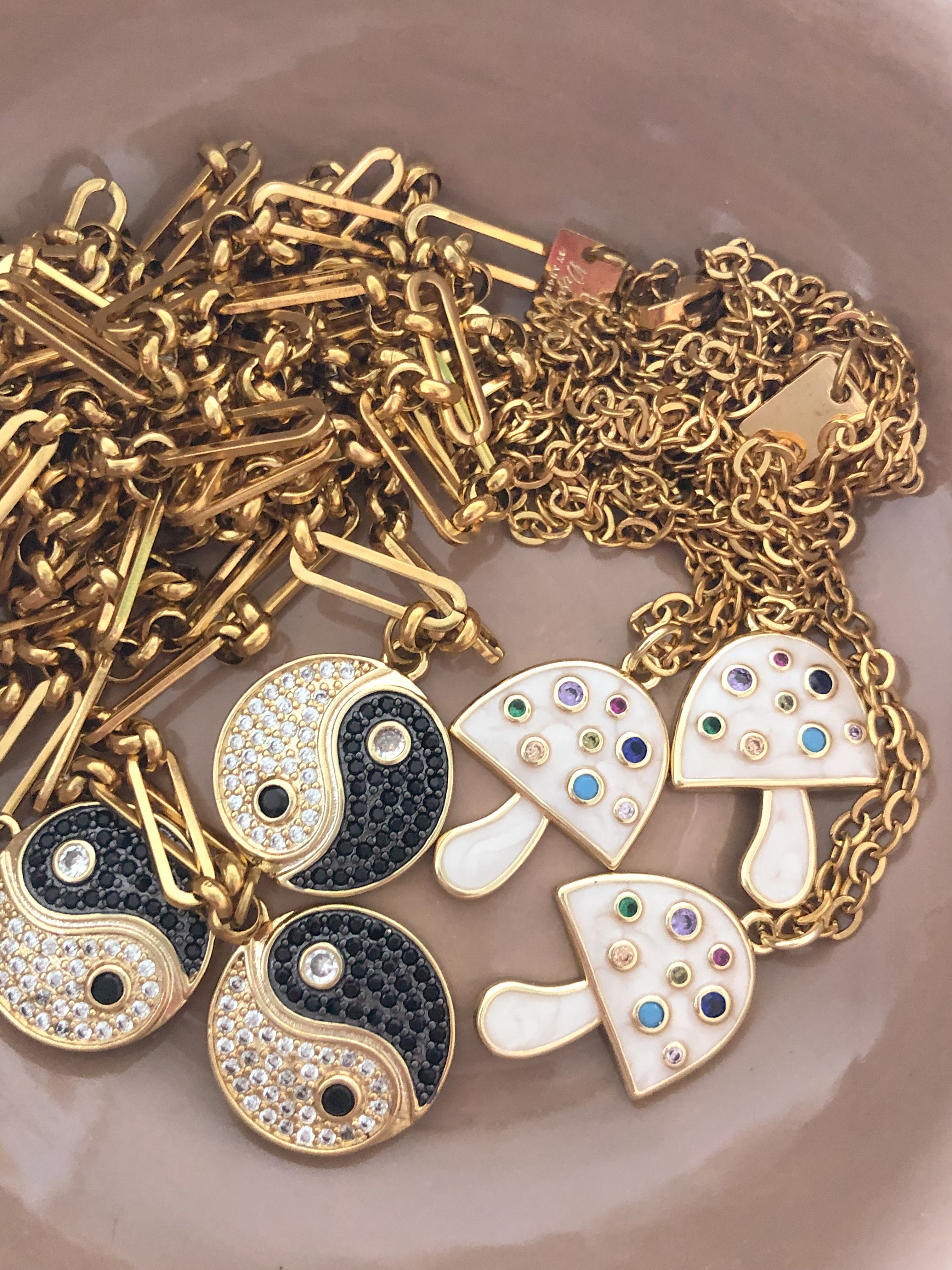 Yin Yang Necklace ☯️🤍