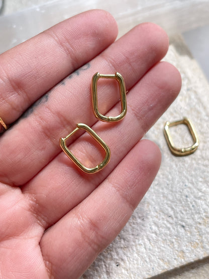 Eliza Hoops