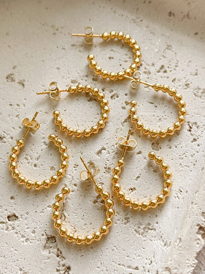 Gaby Hoops